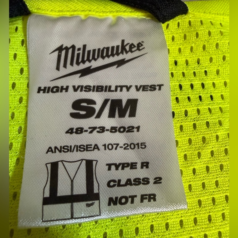 Milwaukee Class 2- Type R-‎ High Visibility Safety Vest 🦺 - Picture 4 of 7